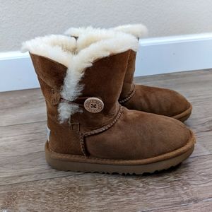 UGG Bailey Button boots kid size 12
